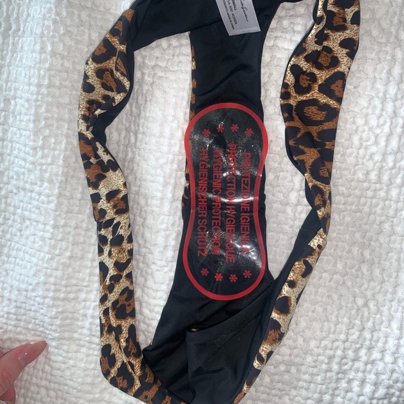 437 Kenzie bottoms in leopard - Picture 4 of 8